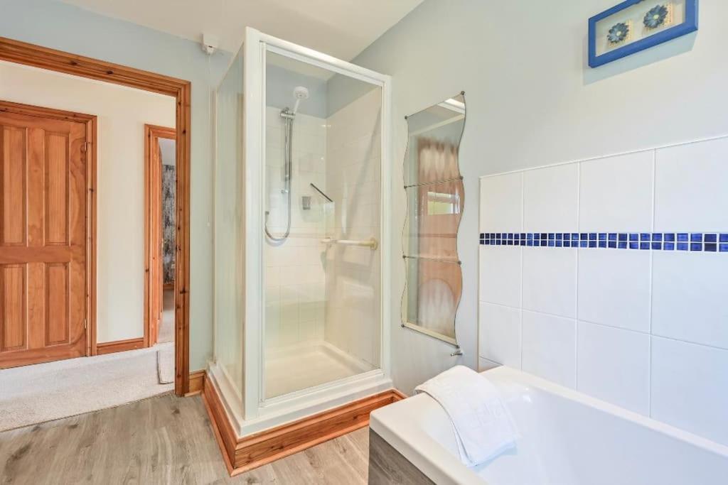 3 Bed Lodge With Ev Point Truro Ngoại thất bức ảnh